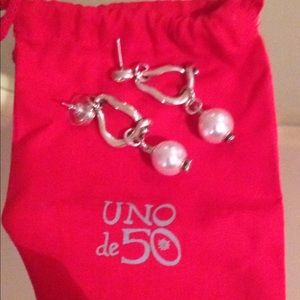 Uno de 50 earnings